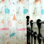 Dieren gordijn rood