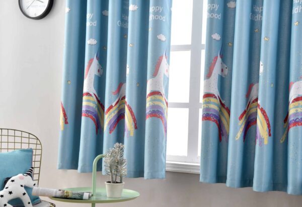 regenboog eenhoorn gordijn blauw