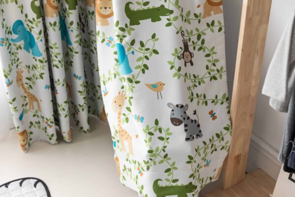 Dieren gordijn - leukekindergordijnen.nl