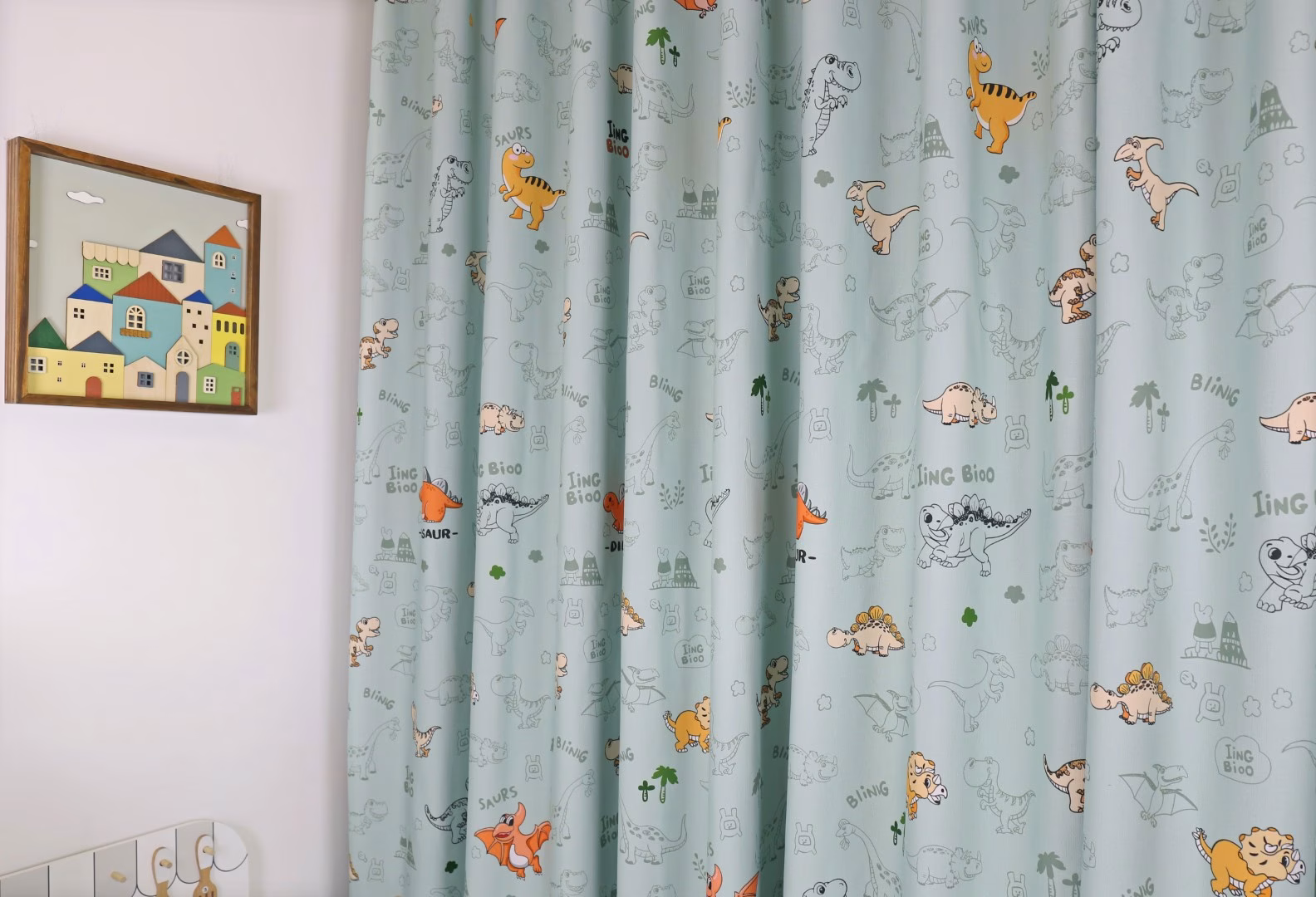 Dino gordijnen kleur groen - Leukekindergordijnen.nl