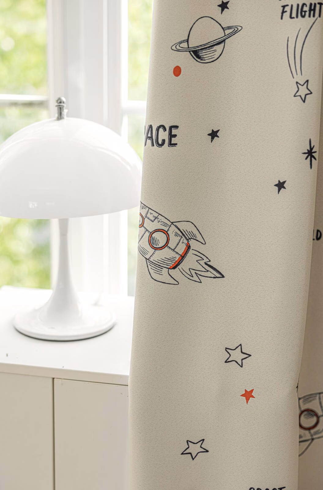 Ruimte Planeten Gordijnen Wit - Leukekindergordijnen.nl