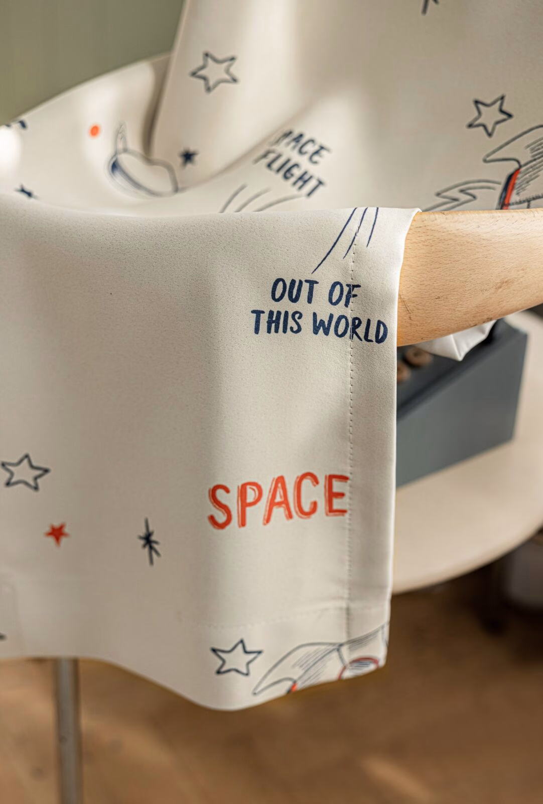 Ruimte Planeten Gordijnen Wit - Leukekindergordijnen.nl