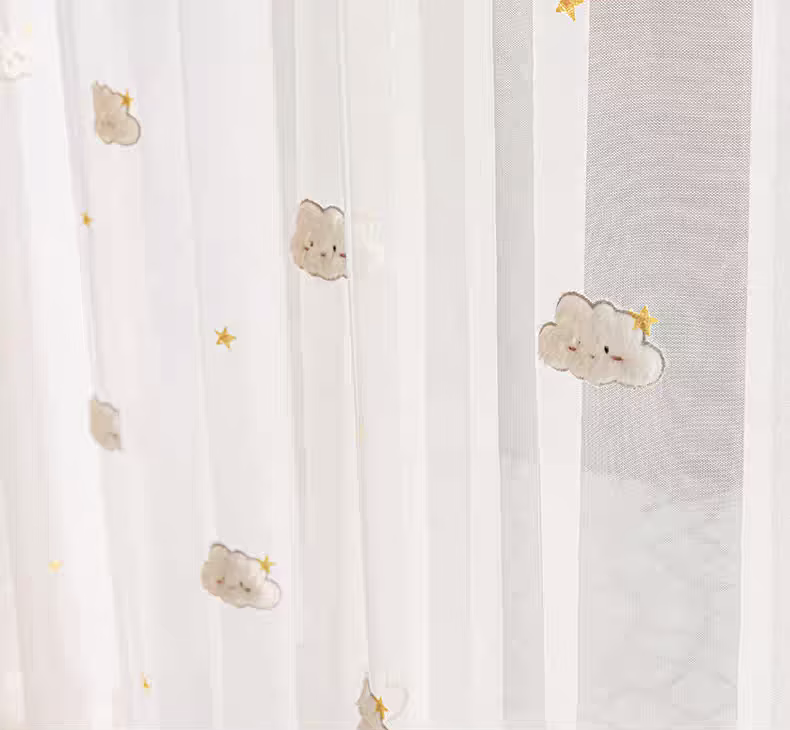 Wolken vitrage voor kinderkamer