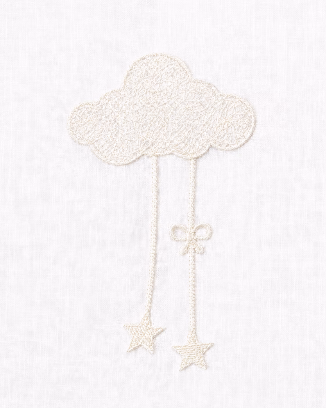 Witte kinderkamer vitrage met crèmekleurige wolk, sterren