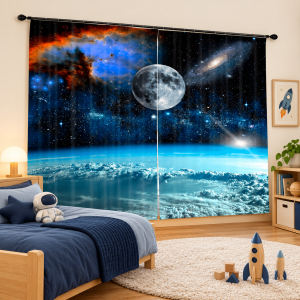 Gordijnen met ruimteprint van de maan, sterren en aarde in een kinderkamer